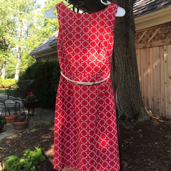 Tahari Sleeveless Red White Summer Dress - Picture 5 of 8